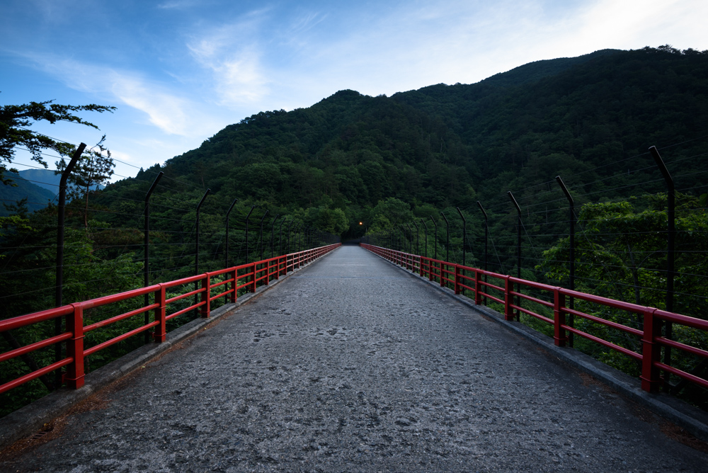 深谷峡にかかる橋 bridge over Fukatani Gorge